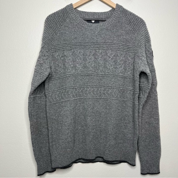 Obermeyer Men's Sweater Medium Textured Crew Neck Gray Lambswool Aspen Colorado - Picture 2 of 13
